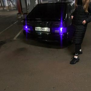 不二子赤身跳钢管舞免费观看
